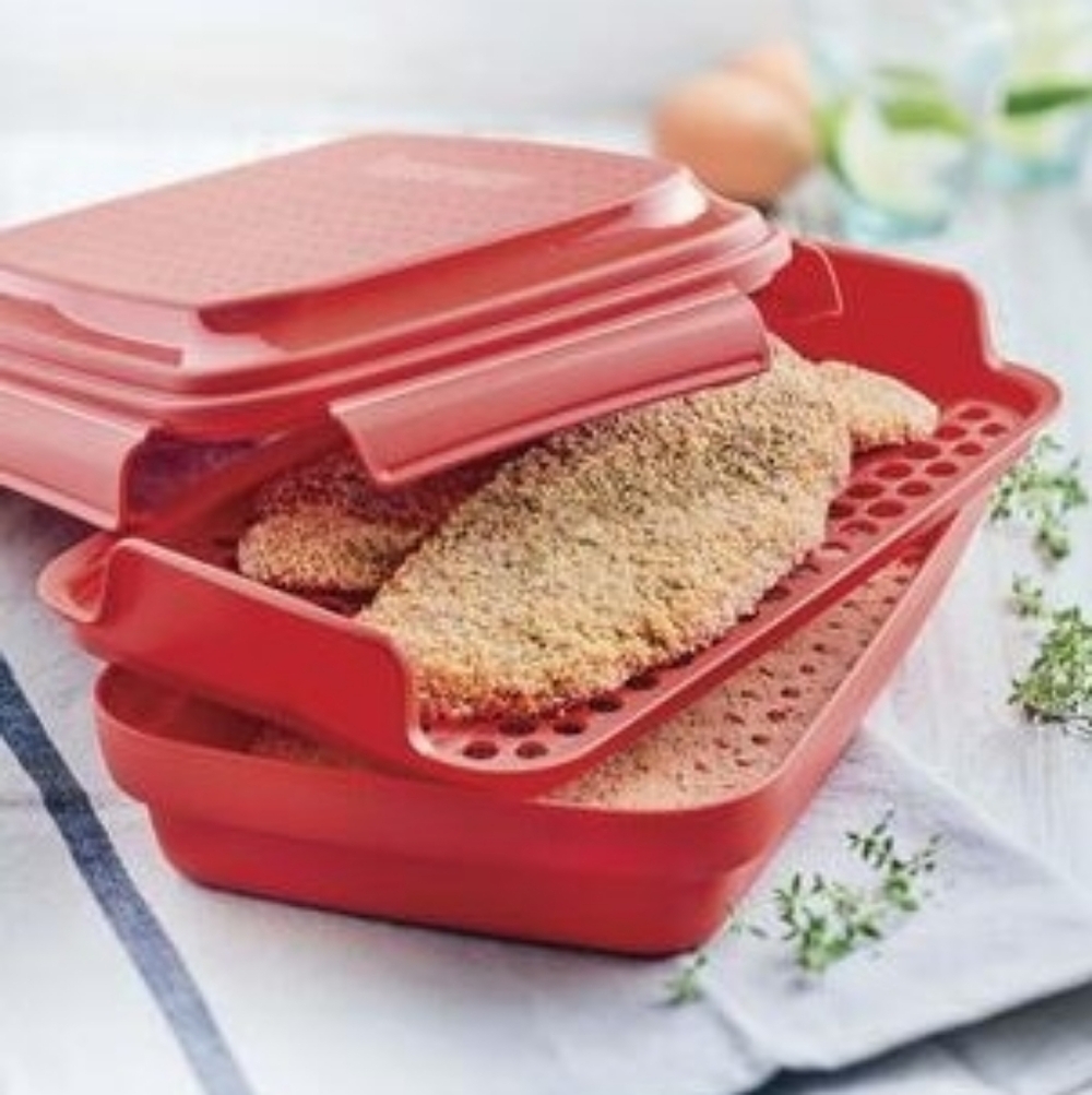 GREEN Tupperware Click & Shake